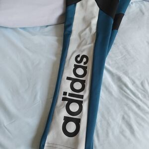 Adidas Women's Leggings size Small